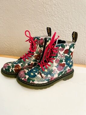 Dr Martens 1460 English Garden Floral Lace Up Women’s Sz 5 Leather Boots
